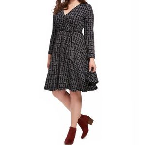 Effie funky arrow faux wrap dress - so comfortable